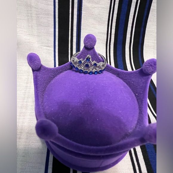 🟡Navy Crown Ring - Picture 9 of 10